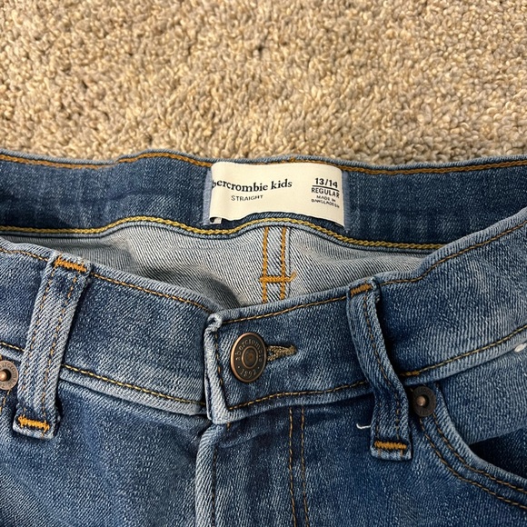 Boys Abercrombie Jeans (2 pairs) size 13/14 Regular - Picture 6 of 9